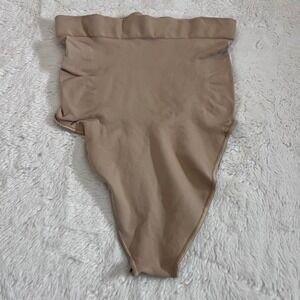 SKIMS Women's Sculpting High Waisted Thong Shapewear Clay Tan Size Medium NWOT